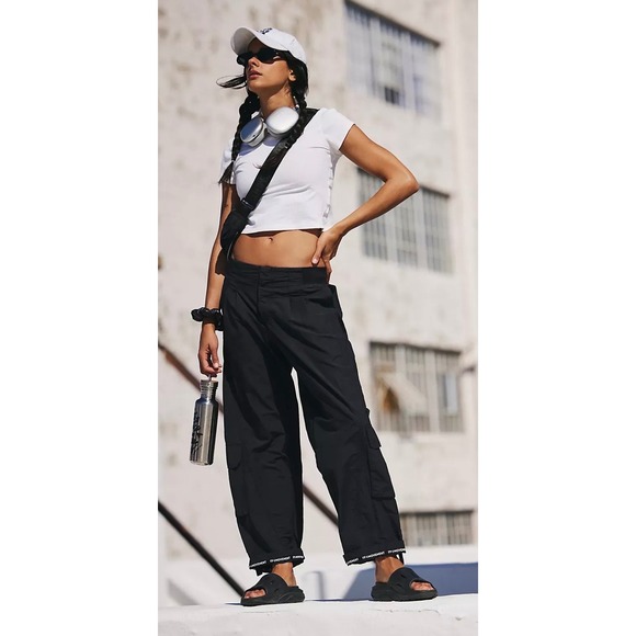 Free People Pants - Free People Mesmerize Me Solid Pants Black Size Large Excellent Condition